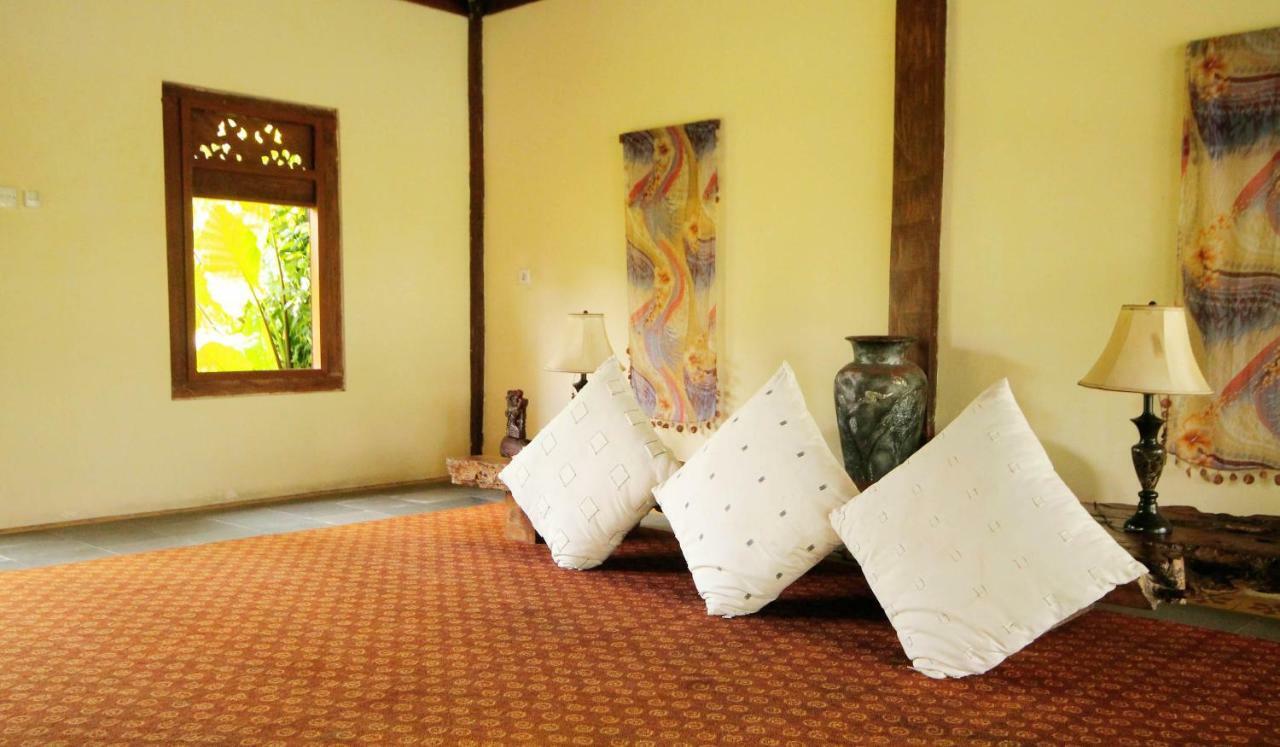 Sapulidi Resort Spa & Gallery Bali อูบุด ภายนอก รูปภาพ
